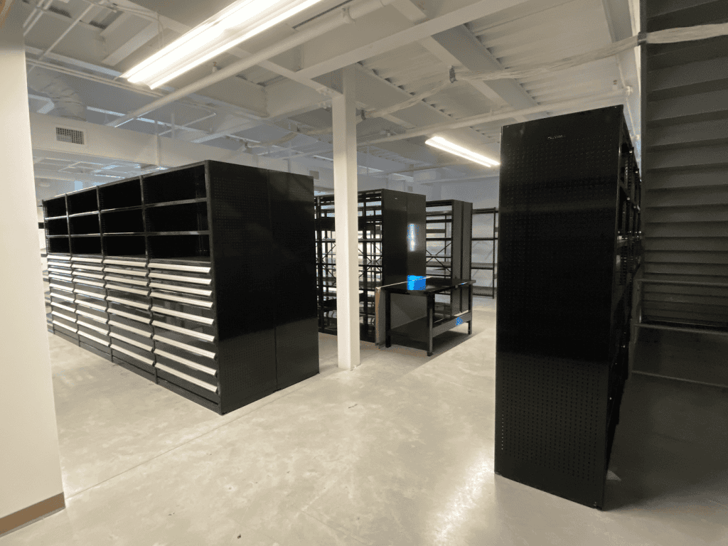 Shelving with drawers3